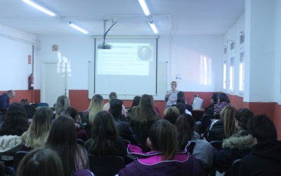 Xerrada sobre homeopatia per alumnes de farmàcia