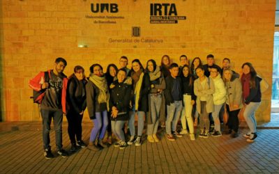 Visita al CReSA dels alumnes del cicle de laboratori