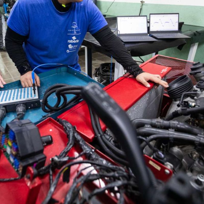 Institut-Castellarnau-CFGM-Electromecanica